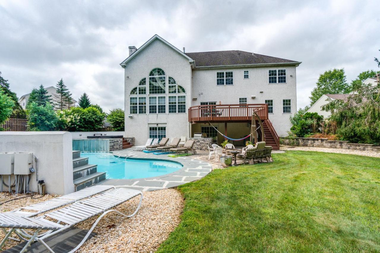 Centrally Located Family Home With Pool Harleysville ภายนอก รูปภาพ