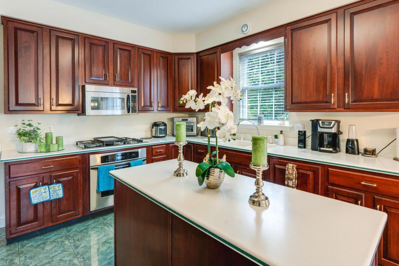 Centrally Located Family Home With Pool Harleysville ภายนอก รูปภาพ